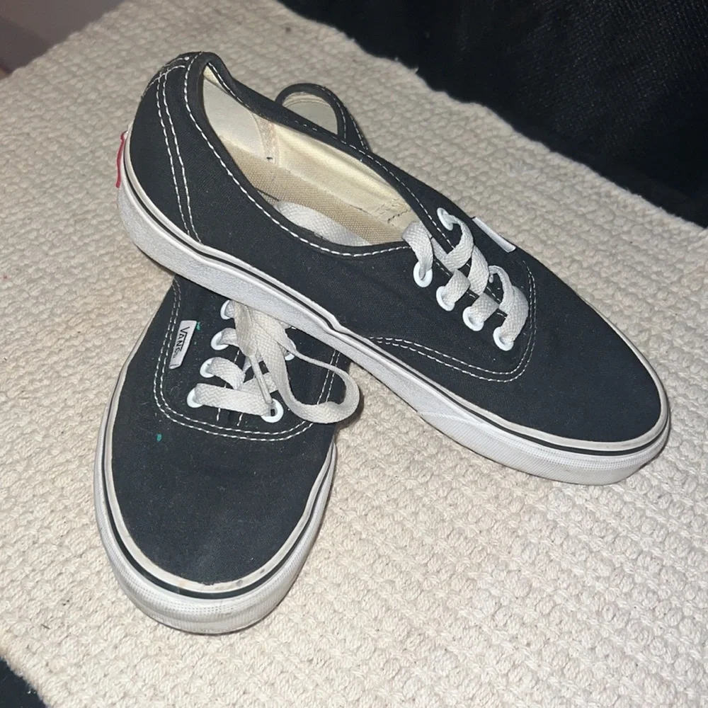 Authentic Van’s - Picture 2 of 4